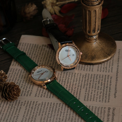 Γυναικείο χειμερινό ρολόι με πέτρες