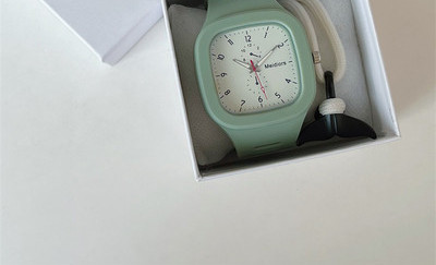 Naiste kandiline käekell erinevates värvides