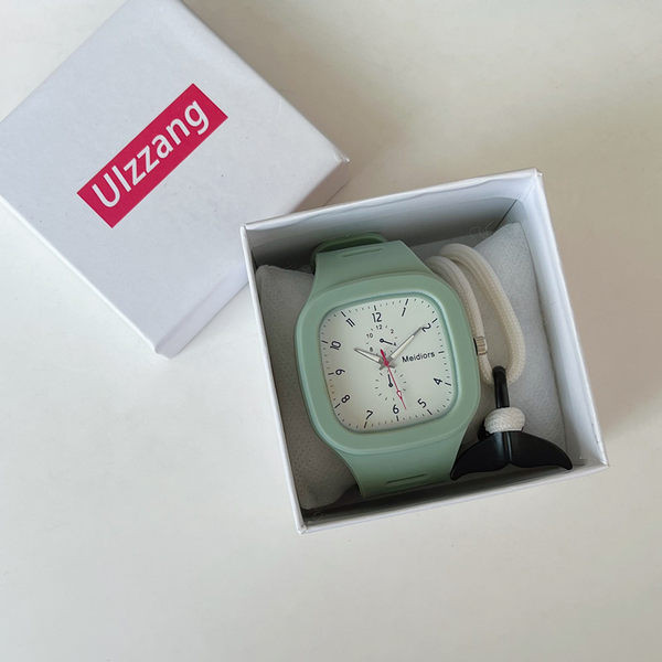 Naiste kandiline käekell erinevates värvides