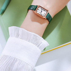 Μοντέρνο γυναικείο ρολόι - σε διάφορα χρώματα