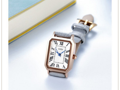 Μοντέρνο γυναικείο ρολόι - σε διάφορα χρώματα