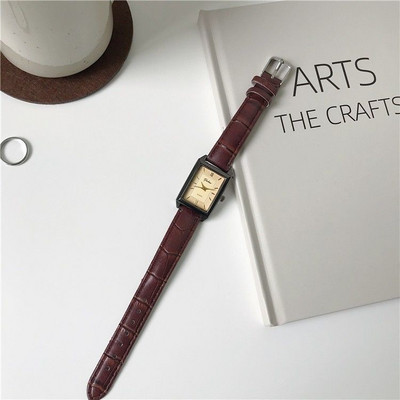 Casual ρολόι σε καφέ και μαύρο χρώμα