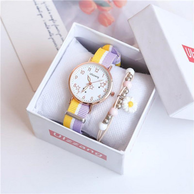 Υφασμάτινο γυναικείο ρολόι σε ανοιχτά χρώματα