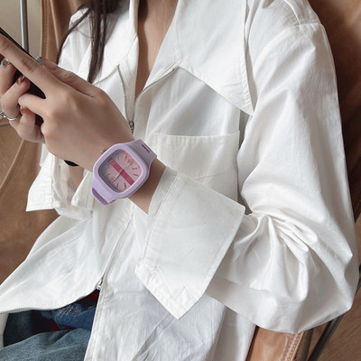 Casual γυναικείο ρολόι με τετράγωνο σχήμα