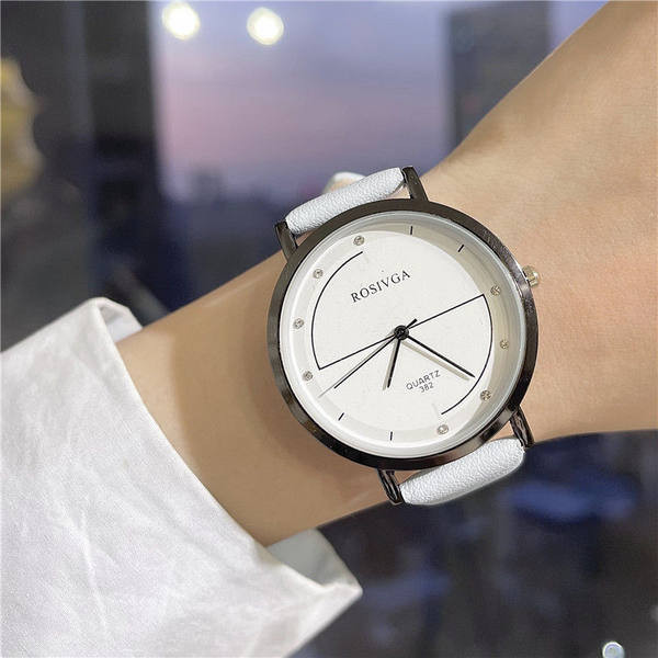 Κομψό γυναικείο ρολόι με δερμάτινο λουράκι, νέο μοντέλο