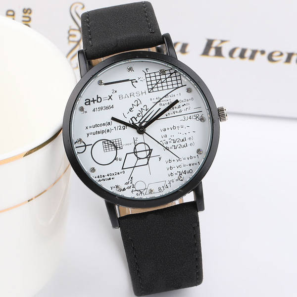 Ежедневен  дамски часовник с кожена каишка - едноцветен