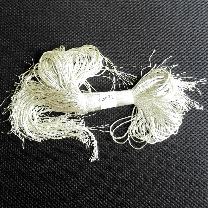 10 tk / partii ristpistes siidniit sama värvi kui DMC niidiga sile käsitsi tikand DIY näputöö 8 meetrit pikk, 6 haru