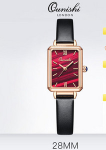 Μοντέρνο γυναικείο ρολόι με δερμάτινο ή μεταλλικό λουράκι