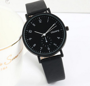 Un ceas curat de dama, cu forma rotunda