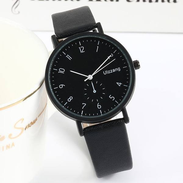 Un ceas curat de dama, cu forma rotunda