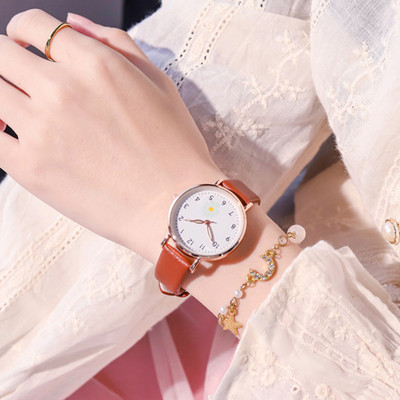 Dekoratiivse lillega naiste veekindel käekell