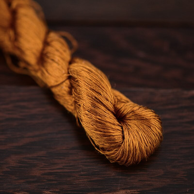 šilko siuvinėjimo siūlai / 100% šilko siūlai / siuvinėjimas rankomis siuvinėjimas kryželiu / rudos spalvos / 9 grynos spalvos