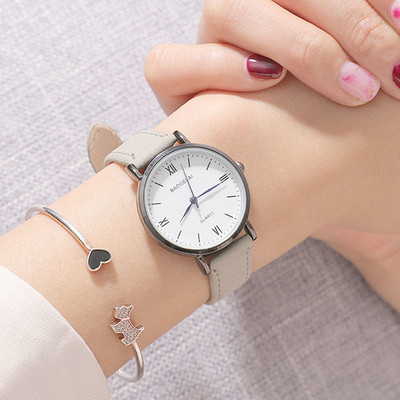 Casual ρολόι σε στυλ ρετρό