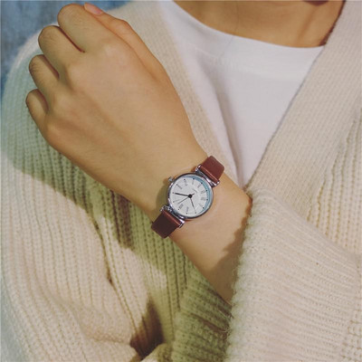 Ceas de dama model nou cu curea din piele ecologica