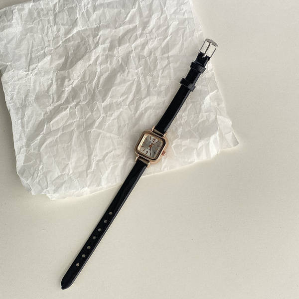 Ženski ležerni sat s tankim remenom