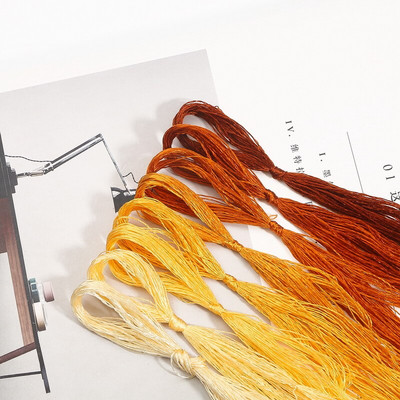 8 tk/partii Värvide segamine Vastupidav Birght Värvid Ristpistes niit Puuvillane Tikand Niit Õmblustokkid Niidikomplekt Õmblustööriistad