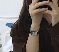 Γυναικείο κομψό ρολόι με δερμάτινο λουράκι, νέο μοντέλο