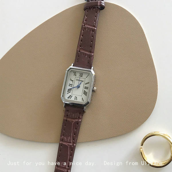 Γυναικείο κομψό ρολόι με δερμάτινο λουράκι, νέο μοντέλο