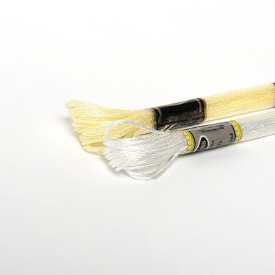 Efecte de lumină Ață dentară metalică Ață de broderie cu punct de cruce 8 metri fiecare Skein DM*C și Sullivans Brands Different Group