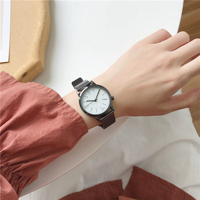 Retro ženski čelični sat