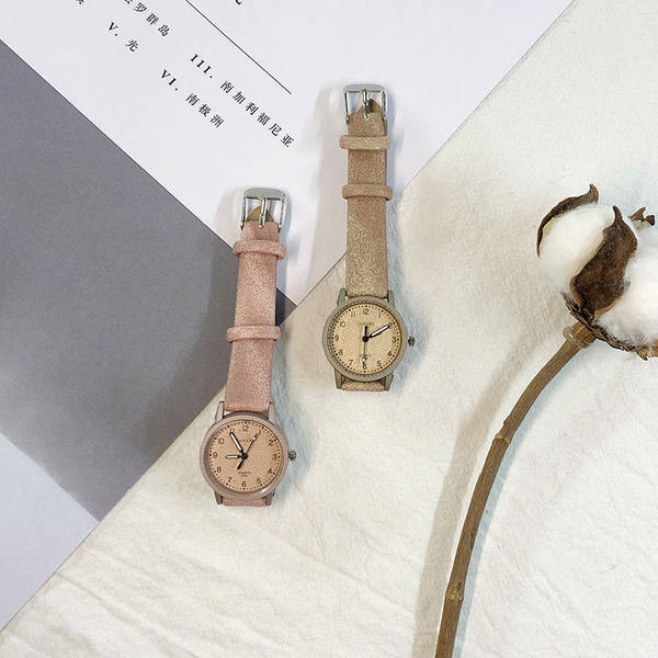 Μοντέρνο γυναικείο ρολόι με στρογγυλό σχήμα - πολλά χρώματα