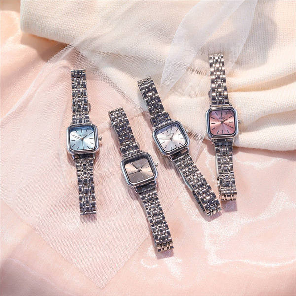 Naiste elegantne hõbedane käekell