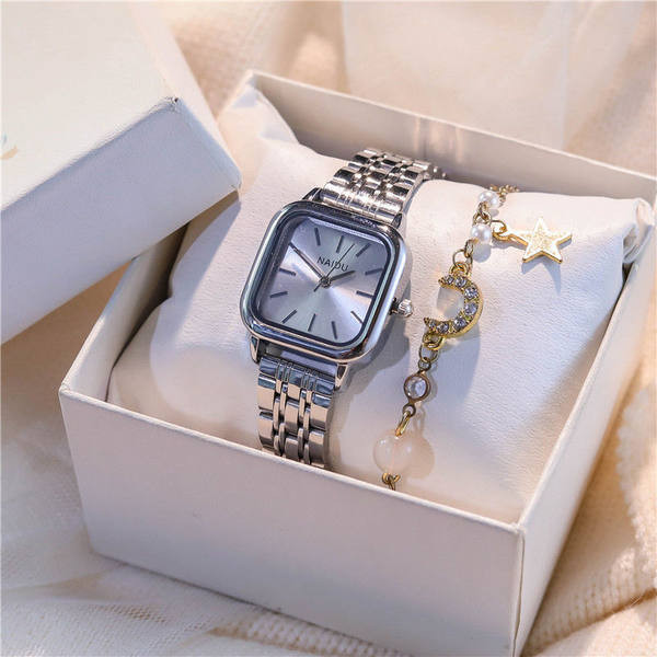 Naiste elegantne hõbedane käekell