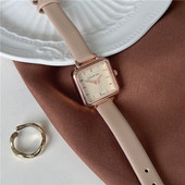 Puhta mudeliga naiste kandiline käekell