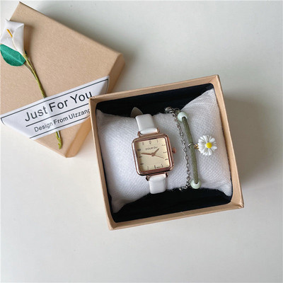 Puhta mudeliga naiste kandiline käekell