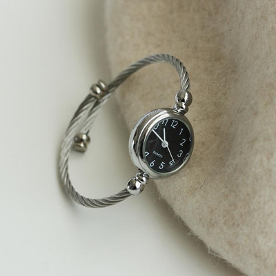 Γυναικείο ρολόι τύπου casual βραχιόλι