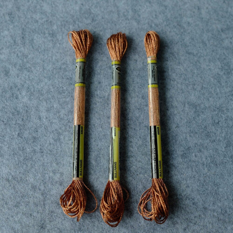 Pachet de 3 bucăți pe culoare Artă 317W, luciu ridicat, ață de broderie metalică, ață de cusătură în cruce, 8 metri fiecare frișcă