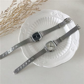 Κομψό λεπτό ρολόι σε ασημί χρώμα