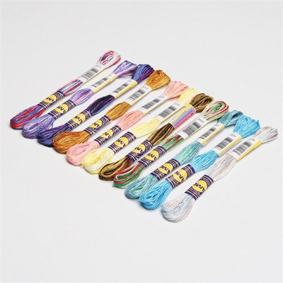 10 χρώματα ανά σετ Ποικιλόχρωμα 6 σκέλη 8 μέτρα ανά κουβάρι Παραλλαγή χρώματος Βαμβακερό κέντημα νήμα Βαμμένο σταυροβελονιά