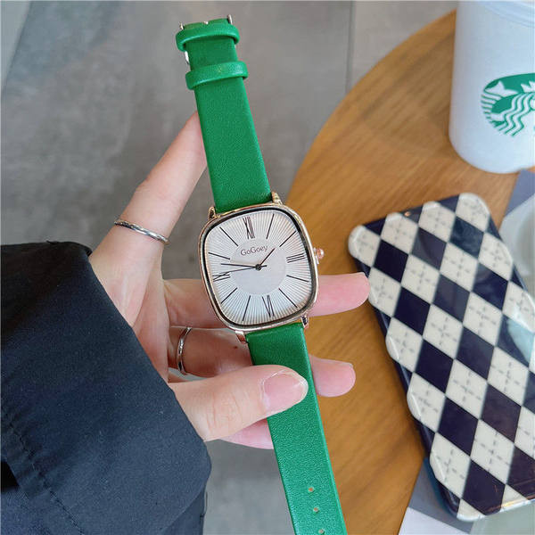 Ženski četvrtasti sat