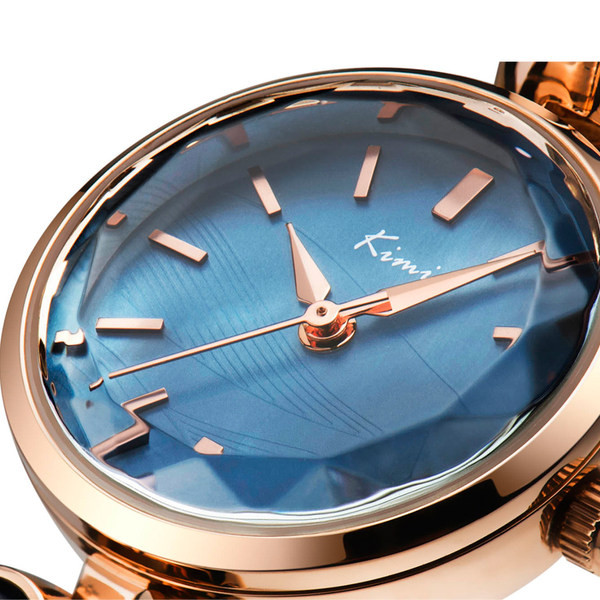 Moodne dekoratiivkividega naiste käekell, mitu mudelit