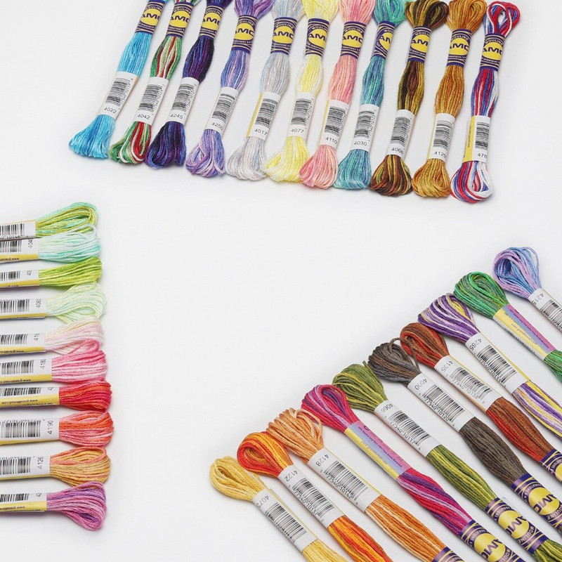 Ποικιλόχρωμο Βαμβακερό Κέντημα νήμα 6 κλώνων 8 μέτρα ανά κουβάρι Παραλλαγή χρώματος Σταυροβελονιά Κλωστή 30 Χρώματα DMC σε 3