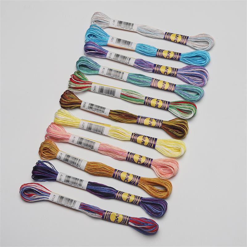 Ποικιλόχρωμο Βαμβακερό Κέντημα νήμα 6 κλώνων 8 μέτρα ανά κουβάρι Παραλλαγή χρώματος Σταυροβελονιά Κλωστή 30 Χρώματα DMC σε 3