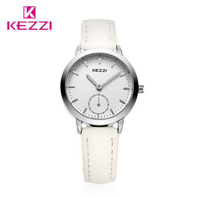 Μοντέρνο γυναικείο ρολόι με λουράκι από οικολογικό δέρμα