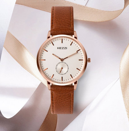 Μοντέρνο γυναικείο ρολόι με λουράκι από οικολογικό δέρμα