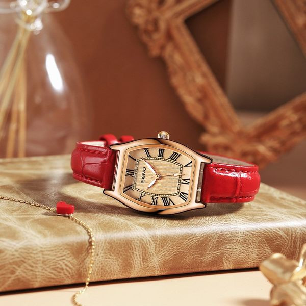 Punase ja pruuni värvi vabaaja naiste käekell