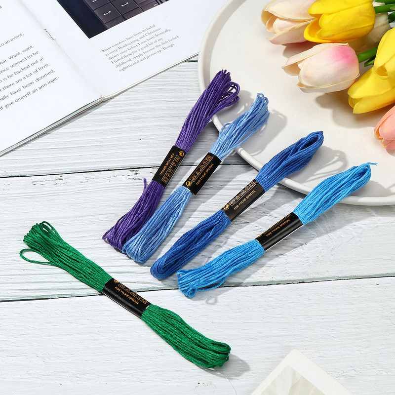 Õmblustööriistade tokkide komplekt Käsitsi valmistatud puuvillane käevõru punutud Ristpistes niit Õmblustokkid tikandid