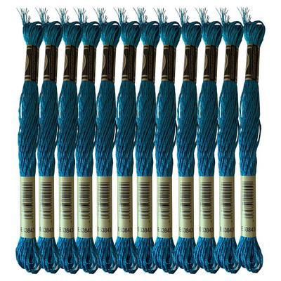 Jewel Effects 12 haruga jagatavad metallist tikkimisniidiga ristpistes niidid, 8,7 jardi, 15 erinevat värvi komplekt