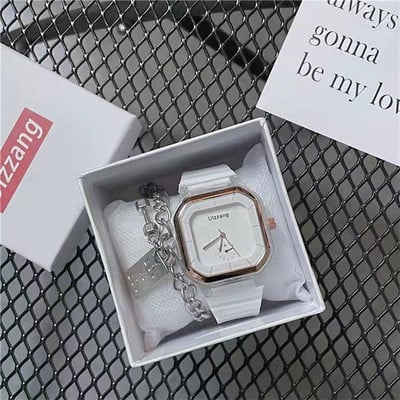 Retro ženski sat četvrtastog oblika sa silikonskim remenom