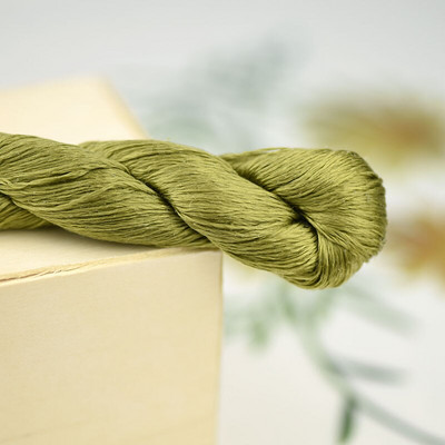 šilko siuvinėjimo siūlai / 100% šilko siūlai / siuvinėjimas rankomis siuvinėti kryželiu / pelėsiai žalia / 8 gradiento spalva