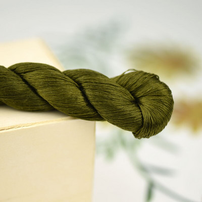 šilko siuvinėjimo siūlai / 100% šilko siūlai / siuvinėjimas rankomis siuvinėti kryželiu / pelėsiai žalia / 8 gradiento spalva