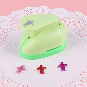 Δωρεάν αποστολή 15mm 5/8`` DIY Paper Cutter Eva Foam Maker Puncher Scrapbooking Cut Saving for Kid Hole Craft Punch Flower Furador