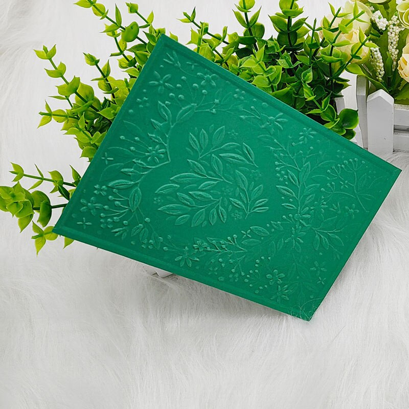 2022 m. Nauja 3D reljefinė, puokštės reljefinė lenta naudojama „pasidaryk pats“ reljefiniam procesui, kad būtų sukurtas raštinis fonas, sveikinimo atvirukų iškarpų albumas