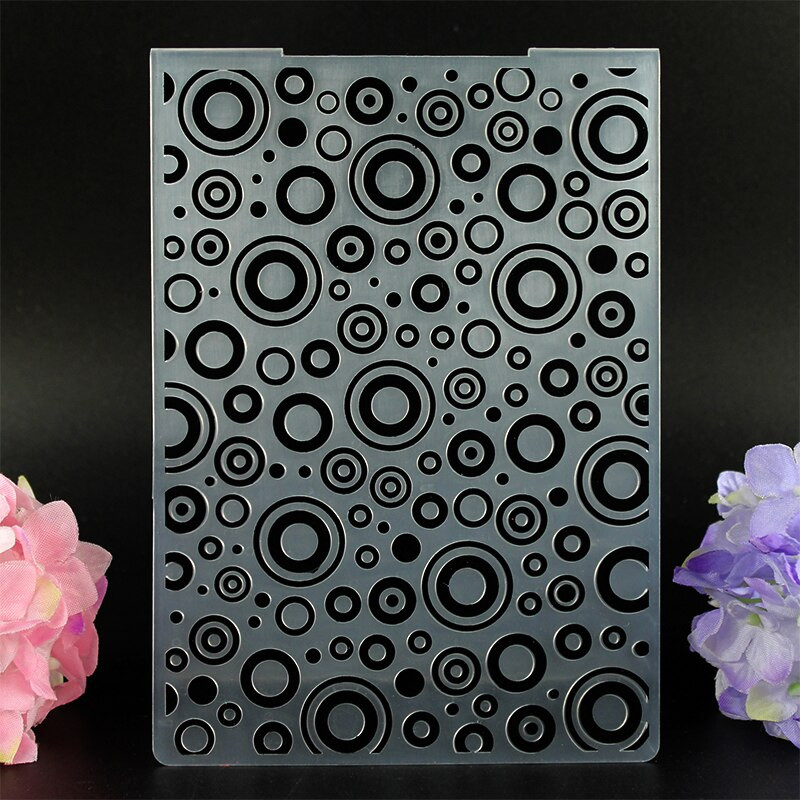 DIY scrapbooking vahtralehe lehed muhke reljeef failimallid teha plastist šabloonid aiakäsitöö õmblemine reljeef kaustad