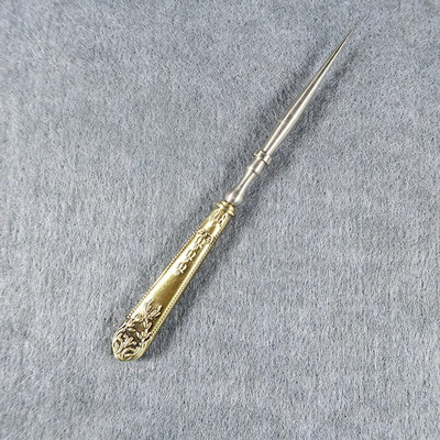 Retro ümmarguse auguga punane iidne hõbedane tiib 12 cm punane iidne tiib ja hõbedane tiib meisterdamiseks tikkimiseks.