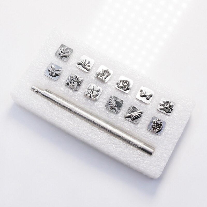 Set alata za utiskivanje kože od 12 komada Životinje, biljke, uzorci Alati za izradu kože Alati za utiskivanje Alat za bušenje DIY Rezbarenje u izradi kože